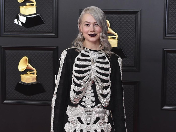 Phoebe Bridgers arrives at the 63rd annual Grammy Awards at the Los Angeles Convention Center on Sunday, March 14, 2021. (Photo by Jordan Strauss/Invision/AP)