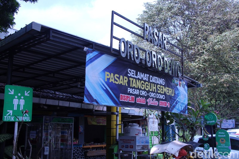 Belanja Asyik di Pasar Oro-Oro Dowo, Pasar Kolonial yang Jadi Pasar Modern