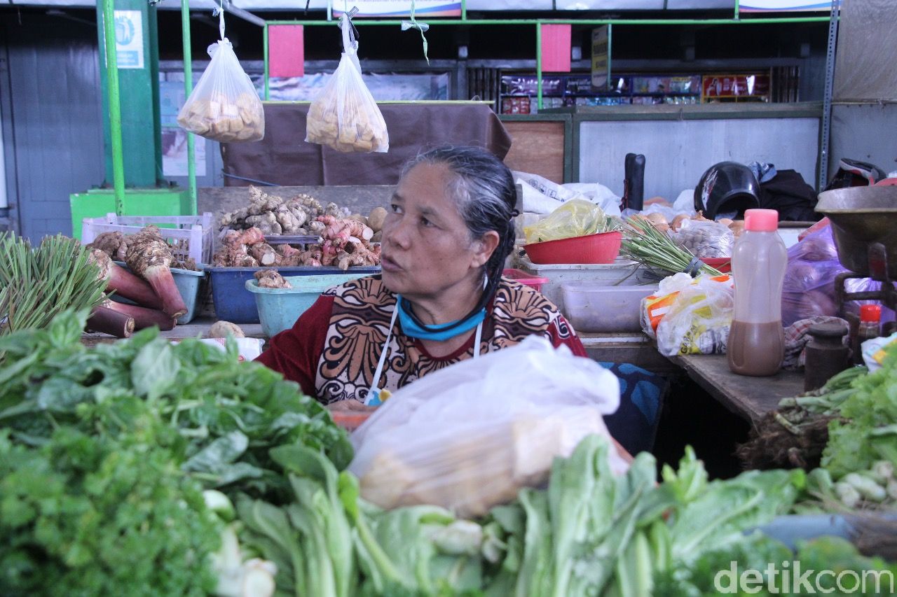 Belanja Asyik di Pasar Oro-Oro Dowo, Pasar Kolonial yang Jadi Pasar Modern