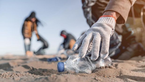 Cleaning,Ecology, Social Issues, Volunteer, Beach