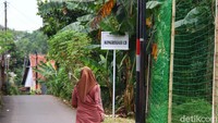 Berdasarkan pemantauan di lapangan, tanah seluas 41.921 meter persegi itu saat ini sudah dipasang plang kepemilikan atas nama Kongresi Suster-suster CB.  