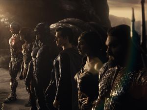 Zack Snyders Justice League: Kembalinya Sang Maestro