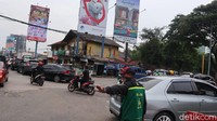 Foto: Kemacetan di Jl Raya Legok, Kabupaten Tangerang, Banten, 15 Maret 2021. (Nisrina Khairunnisa/detikcom)