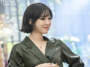 Comeback di The Penthouse 2, Ini Harga 7 Busana Mewah Lee Ji Ah