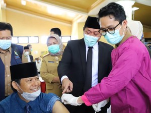Gubernur Sumsel Cek Vaksinasi Anggota DPRD