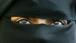 Begini Potret Perempuan Burka yang Tuai Polemik