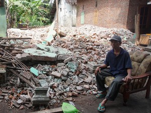 Soal Rumah di Mojokerto Dihancurkan Mantan Istri karena Tak Bisa Bayar Kompensasi