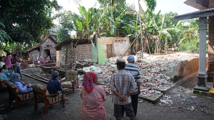 Rumah Keluarga di Mojokerto Ini Dirobohkna Mantan Istri