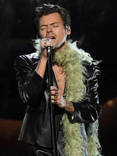 LOS ANGELES, CALIFORNIA: In this image released on March 14, Harry Styles performs onstage during the 63rd Annual GRAMMY Awards at Los Angeles Convention Center in Los Angeles, California and broadcast on March 14, 2021.   Kevin Winter/Getty Images for The Recording Academy/AFP (Photo by KEVIN WINTER / GETTY IMAGES NORTH AMERICA / Getty Images via AFP)