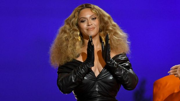 LOS ANGELES, CALIFORNIA - MARCH 14: Beyonc accepts the Best Rap Song award for 'Savage' onstage during the 63rd Annual GRAMMY Awards at Los Angeles Convention Center on March 14, 2021 in Los Angeles, California.   Kevin Winter/Getty Images for The Recording Academy/AFP (Photo by KEVIN WINTER / GETTY IMAGES NORTH AMERICA / Getty Images via AFP)
