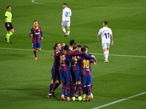Barcelona Pesta Gol Libas Huesca