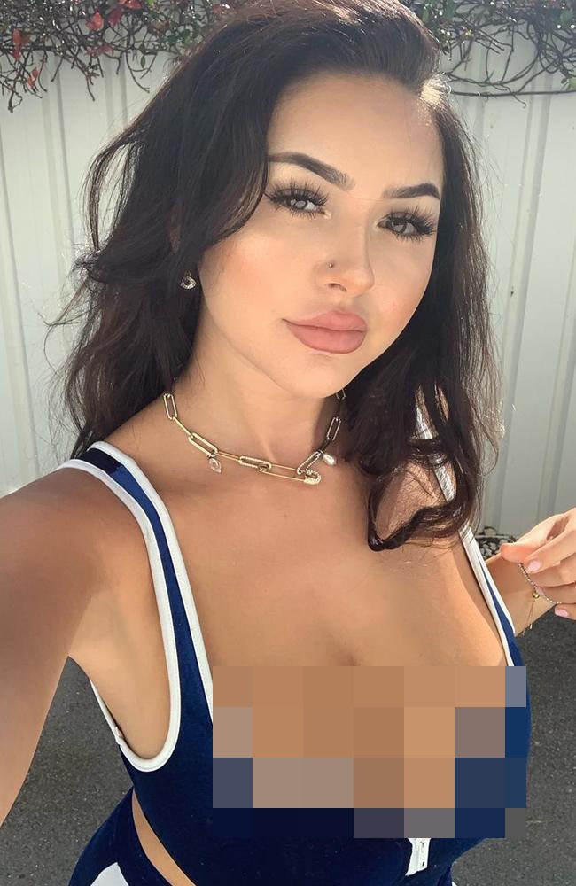 Menurut juru bicara TikTok, akun Anna diblokir karena mengunggah konten seksual secara eksplisit. Secara tegas, di TikTok dilarang menyajikan konten yang terlalu sensual. Foto: Instagram