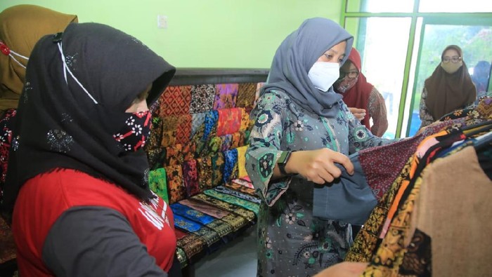 Banyuwangi Fasilitasi Foto dan Video Gratis Produk UMKM untuk naikkan level  Usaha Rakyat