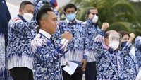 Ada 53 anggota Fraksi Demokrat yang membacakan ikrar setia.