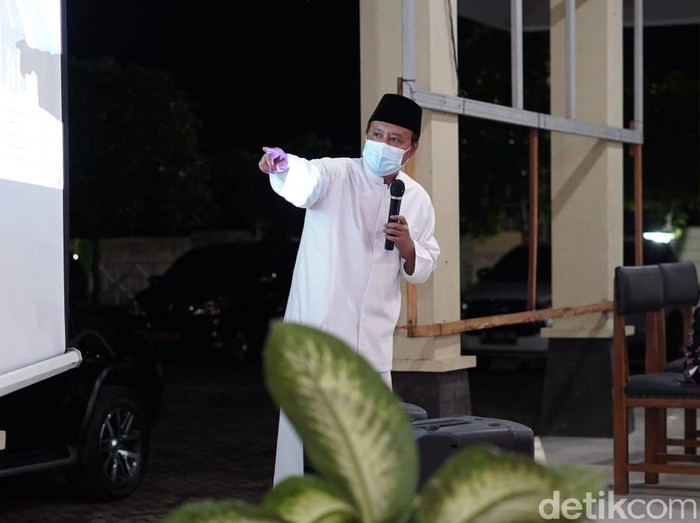 Pemkot Pasuruan membentuk Satgas COVID-19 hingga tingkat RT. Hal itu sebagai upaya penguatan PPKM Mikro untuk melawan pandemi yang belum berakhir.