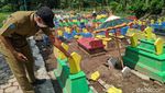 Hilangkan Kesan Seram, Kuburan Ini Dicat Warna-warni