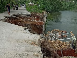 Longsor Jl Tanjung Burung Tangerang Belum Diperbaiki, Warga Khawatir