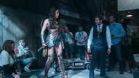 Setelah sempat meninggalkan proyek tersebut, kini ia menggarap kembali dan menuangkan ide-idenya pada film tersebut. Dok. Clay Enos/Warner Bros