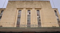 Gedung-gedung teater Asmara berlantai marmer dengan pilar bergaya romawi. (AFP)