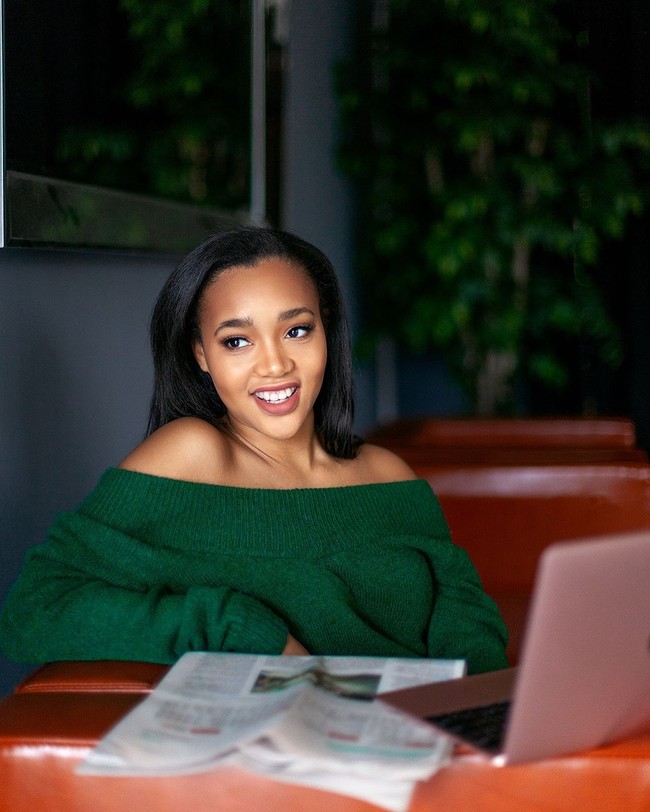 Menjadi trader, kamu harus membuat keputusan dalam hitungan mikrodetik. Jadi aku pikir baginya, bahkan bagiku, pilihan untuk melantai di bursa saham langsung masuk akal, katanya dilansir Black EOE Journal. Foto: Instagram @lasimmons