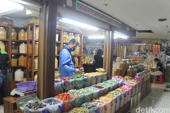 Di Pasar Mayestik Bisa Puas Belanja Makanan Segar hingga Camilan Enak