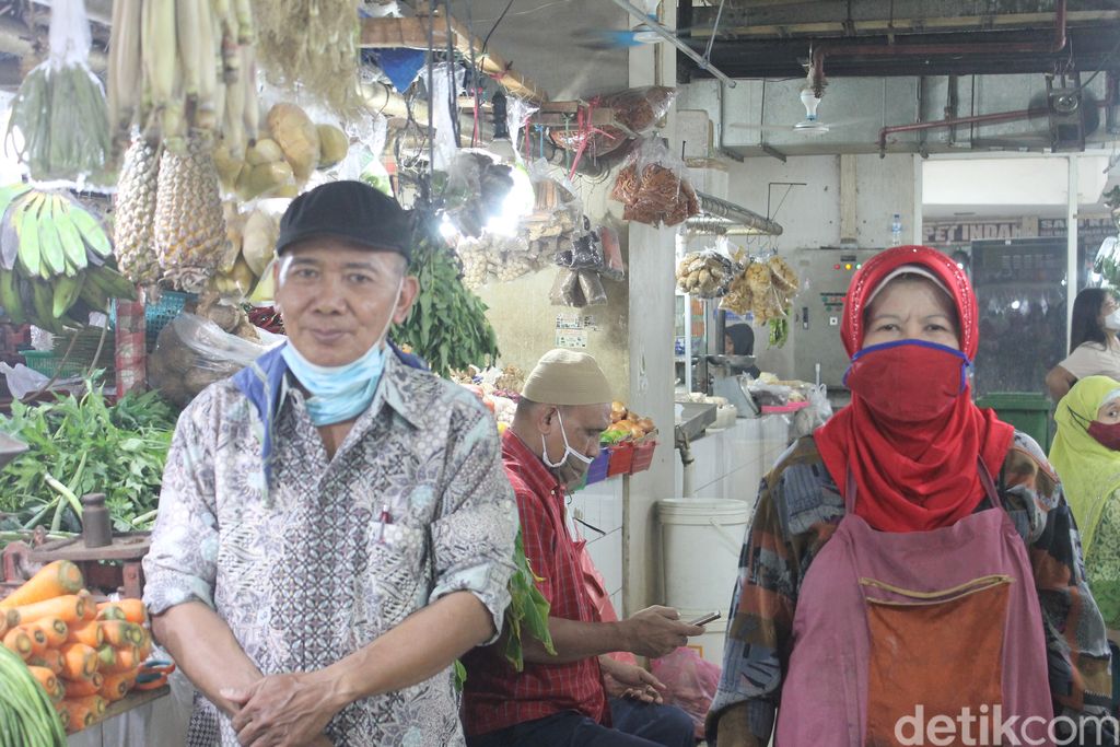 Di Pasar Mayestik Bisa Puas Belanja Makanan Segar hingga Camilan Enak
