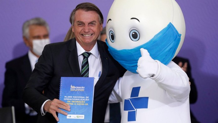 maskot vaksin brasil