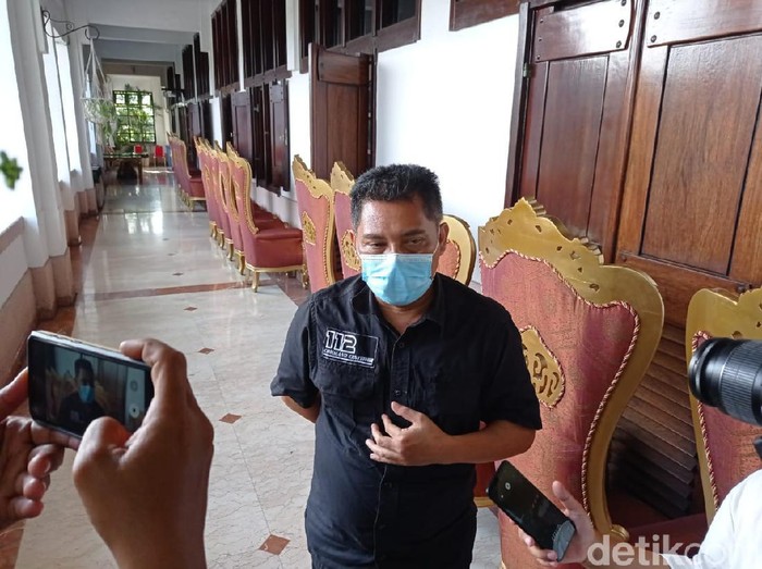 Pemkot Surabaya akan membuka kembali usaha Rekreasi Hiburan Umum (RHU). Aturan yang tertuang dalam SOP kini masih dalam pembahasan.