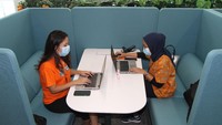 FWD Insurance menginisiasi program kerja yang inovatif untuk membangun lingkungan kerja yang lebih kolaboratif dan mengedepankan pengalaman karyawan dan hal ini merupakan terobosan terbaru yang tidak biasa ditemukan pada perusahaan asuransi.