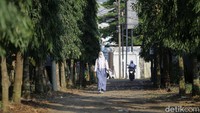 Para siswa SMAN 1 Citeureup berdatangan ke sekolah untuk melakukan proses Pembelajaran Tatap Muka (PTM), Kabupaten Bogor, Selasa (16/3/2021).