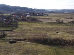 Penampakan Lubang-lubang Raksasa Bikin Ngeri Warga