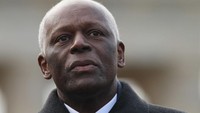 Masa jabatan Jose Eduardo dos Santos berakhir pada September 2017, ia merupakan presiden kedua negara Angola. Jose Eduardo dos Santos telah menjadi presiden sejak September 1979, yang berarti menjabat selama 38 tahun. Meskipun begitu, ia dikenal sebagai pemimpin yang sangat sederhana dan bersahaja. Getty Images/Sean Gallup