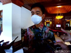 Polisi Banjir Kritikan Setelah Panggil Pria Komentar Negatif ke Gibran