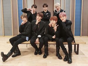 K-Talk: Eksklusif DRIPPIN Main Whos Who, Siapa yang Cerewet?