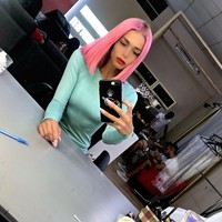 Sebelum terlambat, Anastasia harus menyelamatkan hidungnya. Cukup mengejutkan, ia beralih meminta pertolongan dari para pengikut di media sosial untuk mendonasikan uang agar bisa diobati. Anastasia mengaku jika ia tidak bisa meminjam uang dari siapa pun. Foto: Instagram @nastenabalinskaya