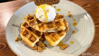 Semua menu di sini bisa dipesan via aplikasi ojek online. Selain taco dan croffle, kita juga menyediakan menu aneka pasta, sausage platter, sampai churros cheese cake untuk dessertnya. Foto: detikFood