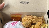 Inilah makan besar pertama yang diberi dalam perjalanan menggunakan president class PO 27Trans Java rute Malang-Jakarta.