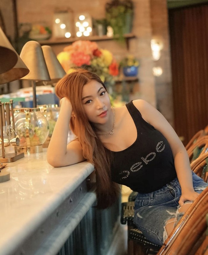 Cantiknya Monica Indah, Selebgram yang Doyan Makan Steak dan Keripik Cantiknya Monica Indah, Selebgram yang Doyan Makan Steak dan Keripik
