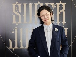 Heechul Super Junior Tanggapi Gosip Gay Hingga Pacari Sahabatnya Sendiri
