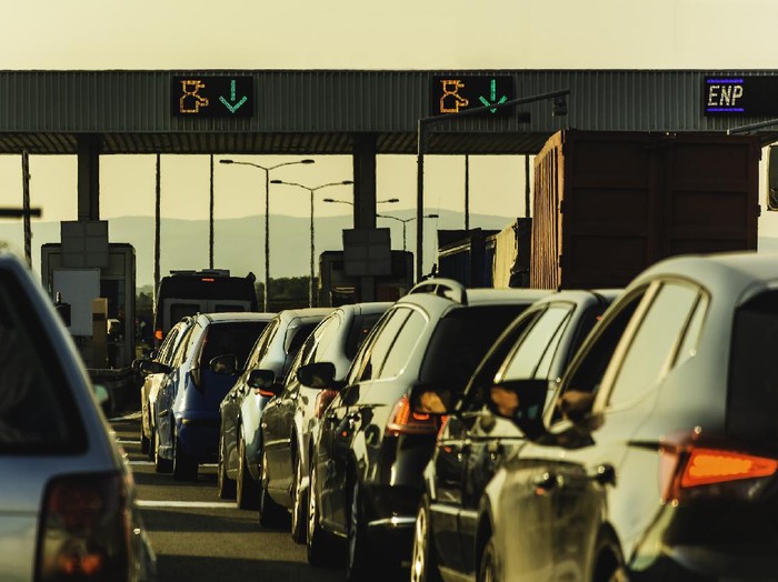 Ilustrasi Gerbang Tol