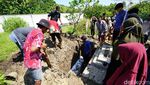 Momen Pemakaman Legenda Tayub Sragen Bu Suji Mentir