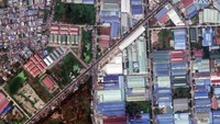 Kedutaan Besar China di Myanmar mengatakan banyak karyawan asal China yang terluka dan terperangkap ketika pabrik-pabrik China di distrik Hlaing Tharyar di Yangon dijarah dan dihancurkan pada Minggu (13/3) waktu setempat.