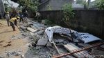Runtuhnya Tembok 2 Meter di Ciledug