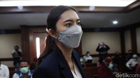 Anggia mengaku diberi apartemen dan mobil oleh mantan Menteri Kelautan dan Perikanan (KKP), Edhy Prabowo.