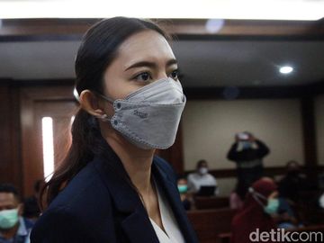 Ini Dia Sespri Edhy Prabowo yang Ngaku Diberi Apartemen dan Mobil