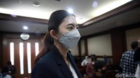 Anggia merupakan sekretaris pribadi (sespri) Edhy Prabowo. Awalnya, Anggia mengaku disewakan apartemen oleh Edhy selama bekerja di Jakarta.