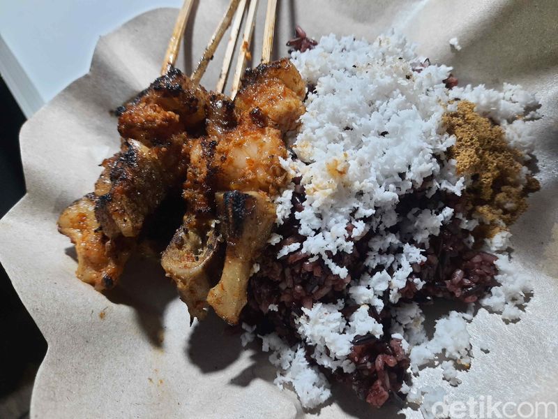 Unik dan Sedap! Sate Karak Asli dan Satu-satunya di Ampel Surabaya