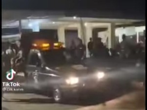 Viral Warga Surabaya Usir Petugas yang Bubarkan Kerumunan, Ini Kata Polisi