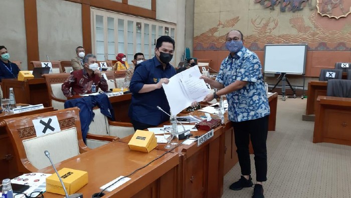 Anggota Komisi VI DPR RI Andre Rosiade meminta Menteri BUMN Erick Thohir membantu proses pencairan hak-hak pensiunan PT Semen Padang.