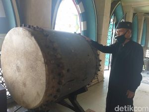 Cerita Beduk Anti Api yang Tersimpan di Masjid Agung Ciamis